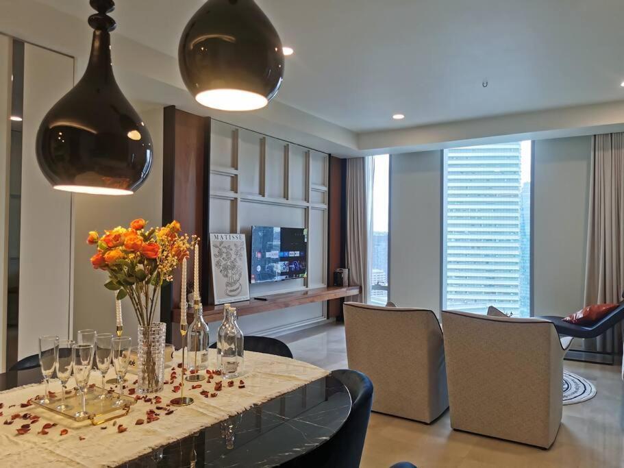 Apartment Tropicana The Residences Klcc By Rverse