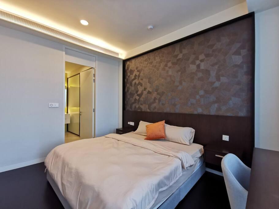 Tropicana The Residences Klcc By Rverse