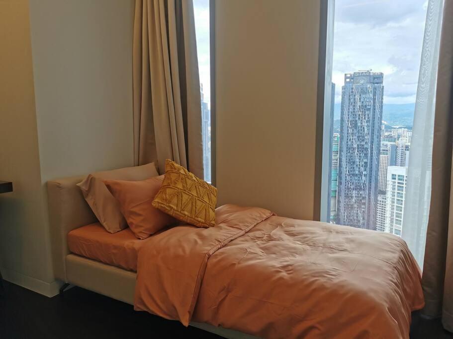 Tropicana The Residences Klcc By Rverse Pangsapuri *