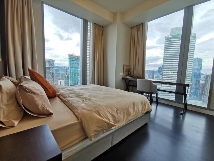 Pangsapuri Tropicana The Residences Klcc By Rverse Kuala Lumpur
